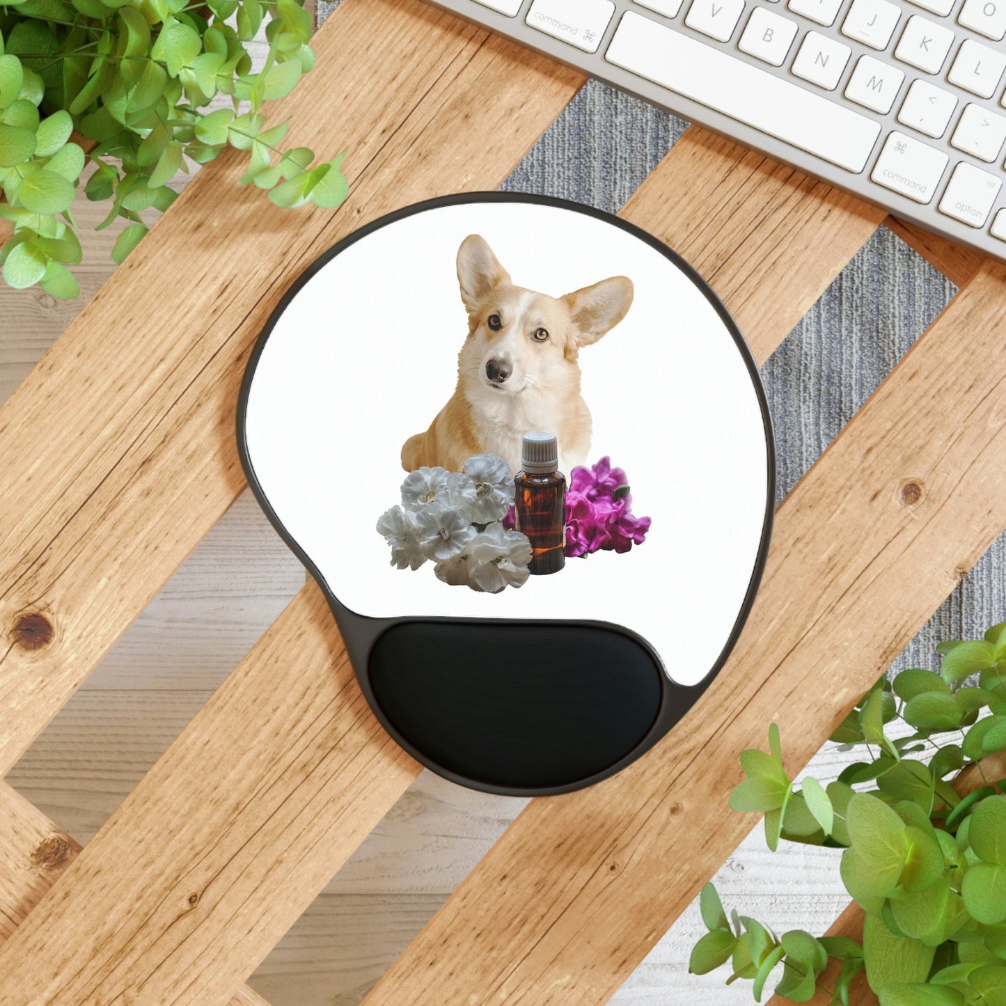 Corgi Dog with Essential Oils Mouse Pad with Ergonomic Wrist Support