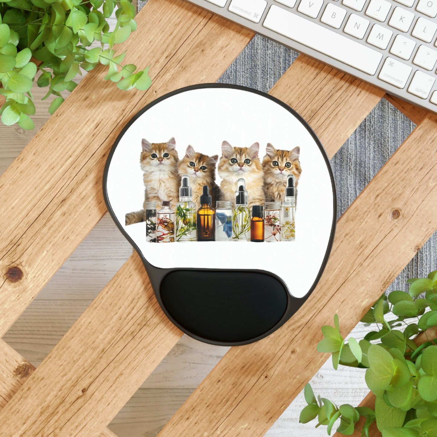 Essential Oil Cat 9 Mouse Pad With Wrist Rest